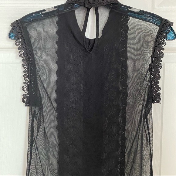 ROMANTIC MESH LACE AND EMBROIDERED TOP BY ZARA - Picture 4 of 9